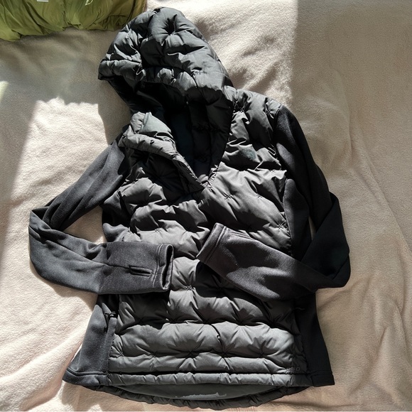 The north face jacket - Picture 1 of 13